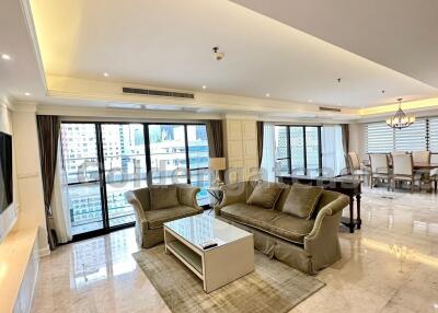 3-Bedrooms Duplex with private plunge pool - Sukhumvit 24 (Phrom Phong BTS)