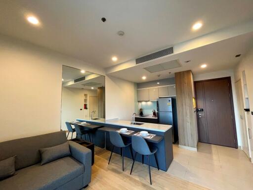 1 bedroom condo for rent at Wyne by Sansiri