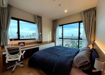 1 bedroom condo for rent at Wyne by Sansiri