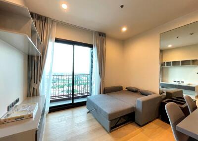 1 bedroom condo for rent at Wyne by Sansiri