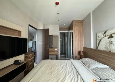 RHYTHM Sathorn BTS SAPHAN TAKSIN 1 Bed 1 Bath  C2407300429