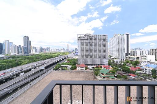 Life Asoke Hype MRT Phra Ram 9 1 Bed 1 Bath  C2407120184