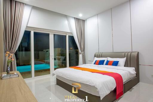 Luxury New 3 Bedroom Pool Villa For Sale - Soi Hua Hin 102