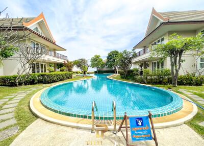 Beachfront Project  - Private Two Storey House  - Cha Am North