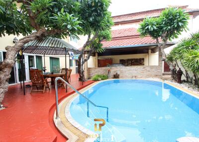 High-End Private Pool Villa Pratamnak 4 Pattaya