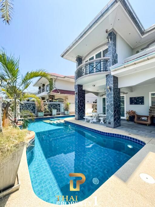 Two Storey Villa - View Point Village