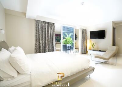 Private Resort for Sale on Pratamnak 14 Rooms Fully Leased Long-term