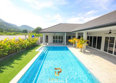 New Central Exclusive 4 Bed Pool Villa - Soi Hua Hin 114 (Under Construction)