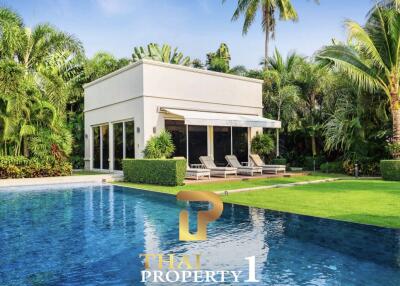 Masterpiece Pool Villa In Pattaya City