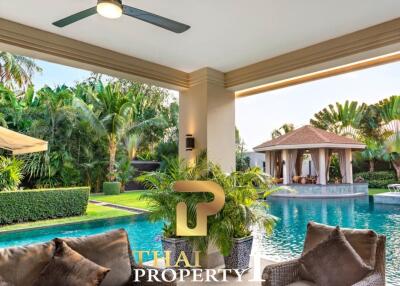 Masterpiece Pool Villa In Pattaya City