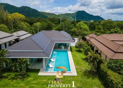 4 Bedroom Pool Villa Within Palm Hills Golf Club - Cha Am / Hua Hin