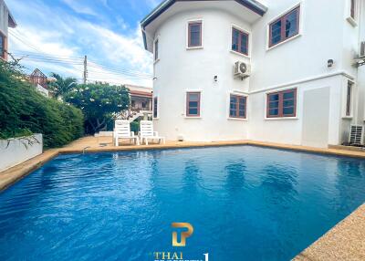 6 Bedroom 2 storey Pool Villa At Khao Noi Village Hua Hin