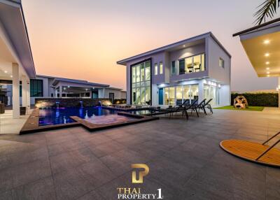 Modern Luxury Pool Villa At Palm Garden Hua Hin / Cha Am