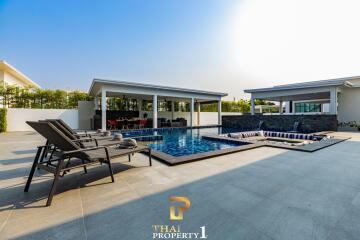 Modern Luxury Pool Villa At Palm Garden Hua Hin / Cha Am