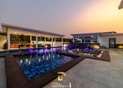 Modern Luxury Pool Villa At Palm Garden Hua Hin / Cha Am