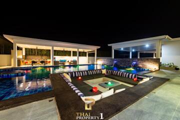 Modern Luxury Pool Villa At Palm Garden Hua Hin / Cha Am