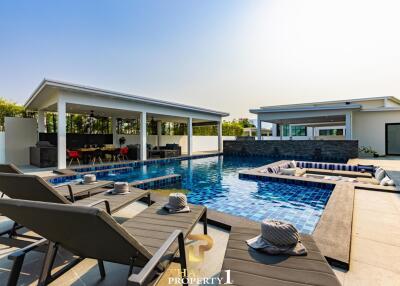 Modern Luxury Pool Villa At Palm Garden Hua Hin / Cha Am