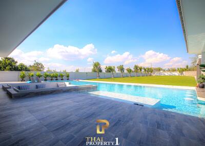 Luxury Villa For Sale In Black Mountain Area Hua Hin