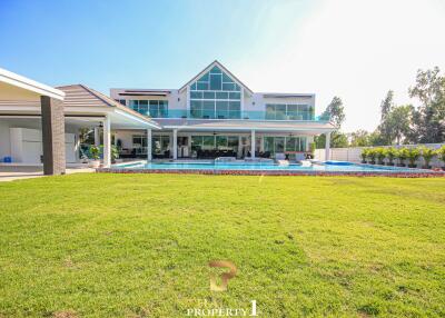 Luxury Villa For Sale In Black Mountain Area Hua Hin