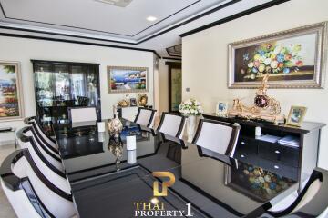 Jomtien Yacht Club - Luxury 4 Bedroom Pool Villa