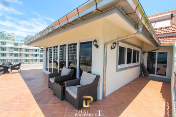 Top Floor Stunning View Condo At - Pratumnak Hill Pattaya