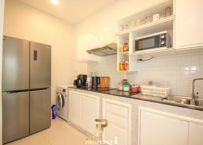 Great Located 3 Bedroom Townhouse By Main Road - Hua Hin Soi 104/1