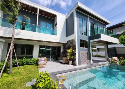 Modern Luxury 6 Bedroom Pool Villa - 98 LakeVille Mabprachan