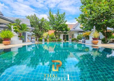 Large Family 6 Bed Pool Villa On 1 Rai 70 Sqw. Plot - Huai Yai - Pattaya