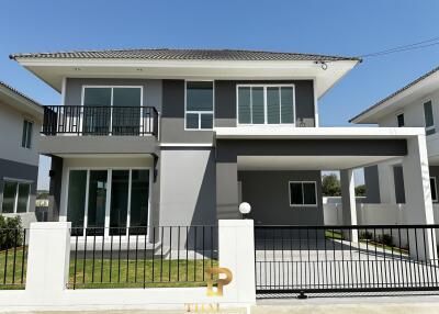 New Built House With Great Facilities