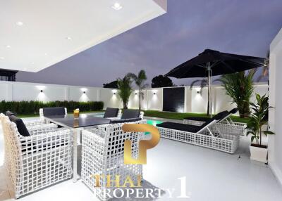 New 2 Storey Villa - Central Pratamnak Soi 5