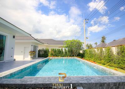 READY TO MOVE IN - New Magnificent 3 Bed, 3 Bath Pool Villa - The Coco Hua Hin