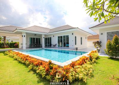 READY TO MOVE IN - New Magnificent 3 Bed, 3 Bath Pool Villa - The Coco Hua Hin