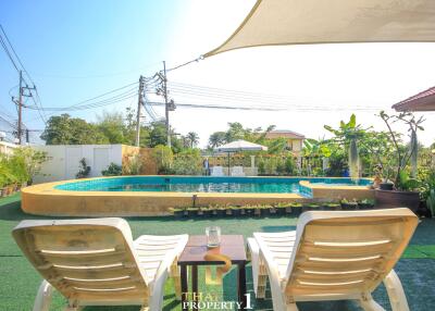 Private 7 Bed Pool Villa - Hua Hin Soi 102