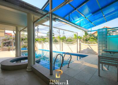 Corner Plot - 4 Bedroom Pool Villa For Sale - Soi Hua Hin 94