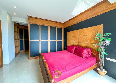 Sea View - One Bed Unit At Thepthip Masion