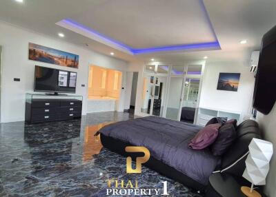 Luxurious Penthouse With Sea View - Pratamnak