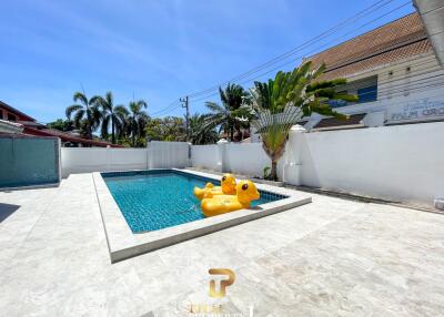 Large 4 Bedroom Pool Villa 300 Meters To Na Jomtien Beach Soi 40