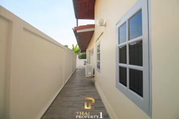 Large 4 Bedroom Pool Villa 300 Meters To Na Jomtien Beach Soi 40