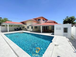 Large 4 Bedroom Pool Villa 300 Meters To Na Jomtien Beach Soi 40