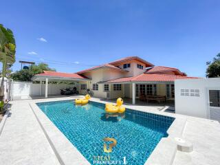 Large 4 Bedroom Pool Villa 300 Meters To Na Jomtien Beach Soi 40