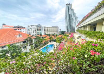 Nordic Park Hill - Pool & Sea View 3 Bedroom Large Condo