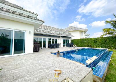 Direct Golf Course View - 3 Bedroom Pool Villa @ Black Mountain