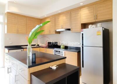 Beautifully Furnished 2 Bedroom Unit for Rent inside Blue Lagoon Condominium