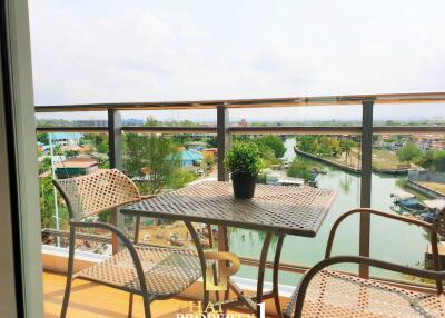 Studio Unit At Whale Marina Condo - Na Jomtien