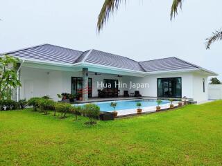 Brand New 3-Bedroom Pool Villa near Black Mountain Golf