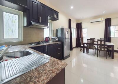 Huge Price Reduction!! Beautiful 3 Bedroom Villa in Popular Emerald Project off Soi 112 (completed, fully furnished)