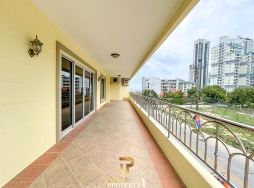 Massive 107 SQM. 2 Beds Unit - Nordic Park Hill