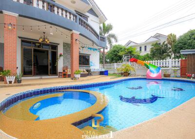 Contemporary Style 4 Bedroom Villa For Sale - Hua Hin