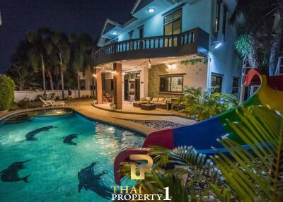 Contemporary Style 4 Bedroom Villa For Sale - Hua Hin