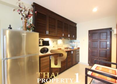 View Talay 6, 153 sq. m., 10th fl front corner unit, Sea View Pattaya